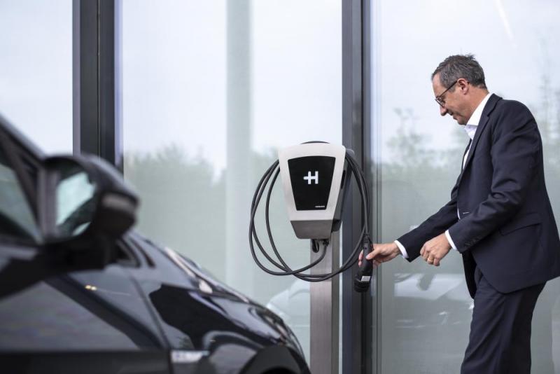 Heidelberg Wallbox Edelstahlstele Solo - Standfuß für Ladestation Elektro- und Hybridfahrzeuge